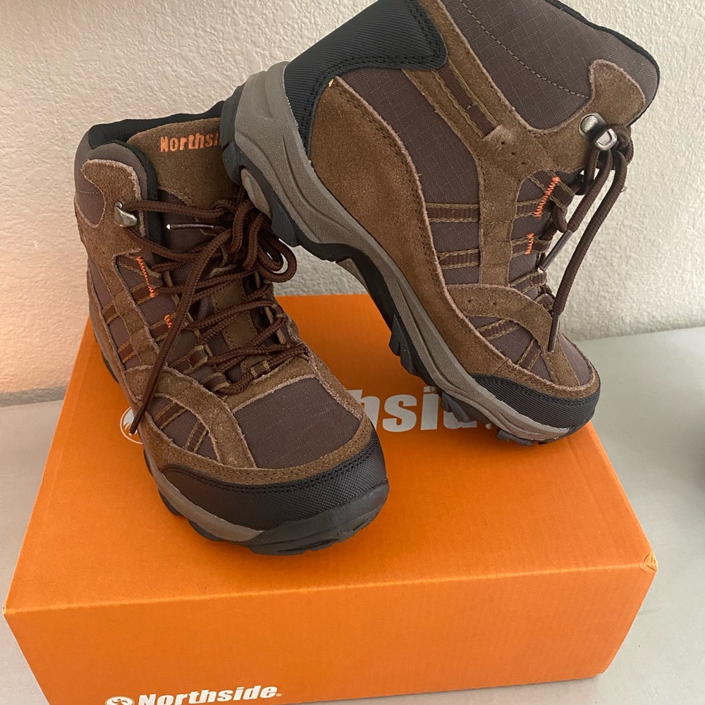 Northside Boy’s Brown and Black Hiking Boots